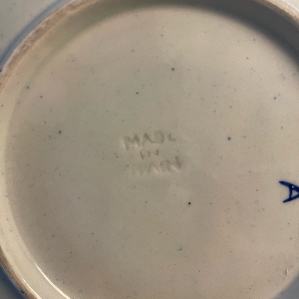 Colorful Ceramic Plates - Picture 2 of 3